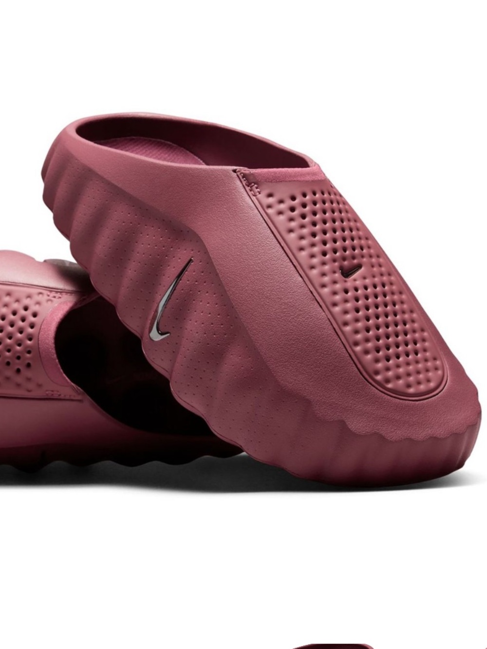 Nike mind 001 pregame mules women’s size 6